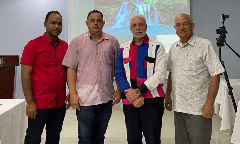 Clúster Ecoturístico de la provincia Espaillat realiza taller formativo para comunicadores